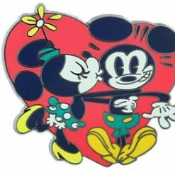 Disney Mickey Pin - Mickey Mouse & Minnie Mouse Kiss