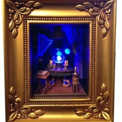 Disney Gallery Of Light - Haunted Mansion - Madame Leota
